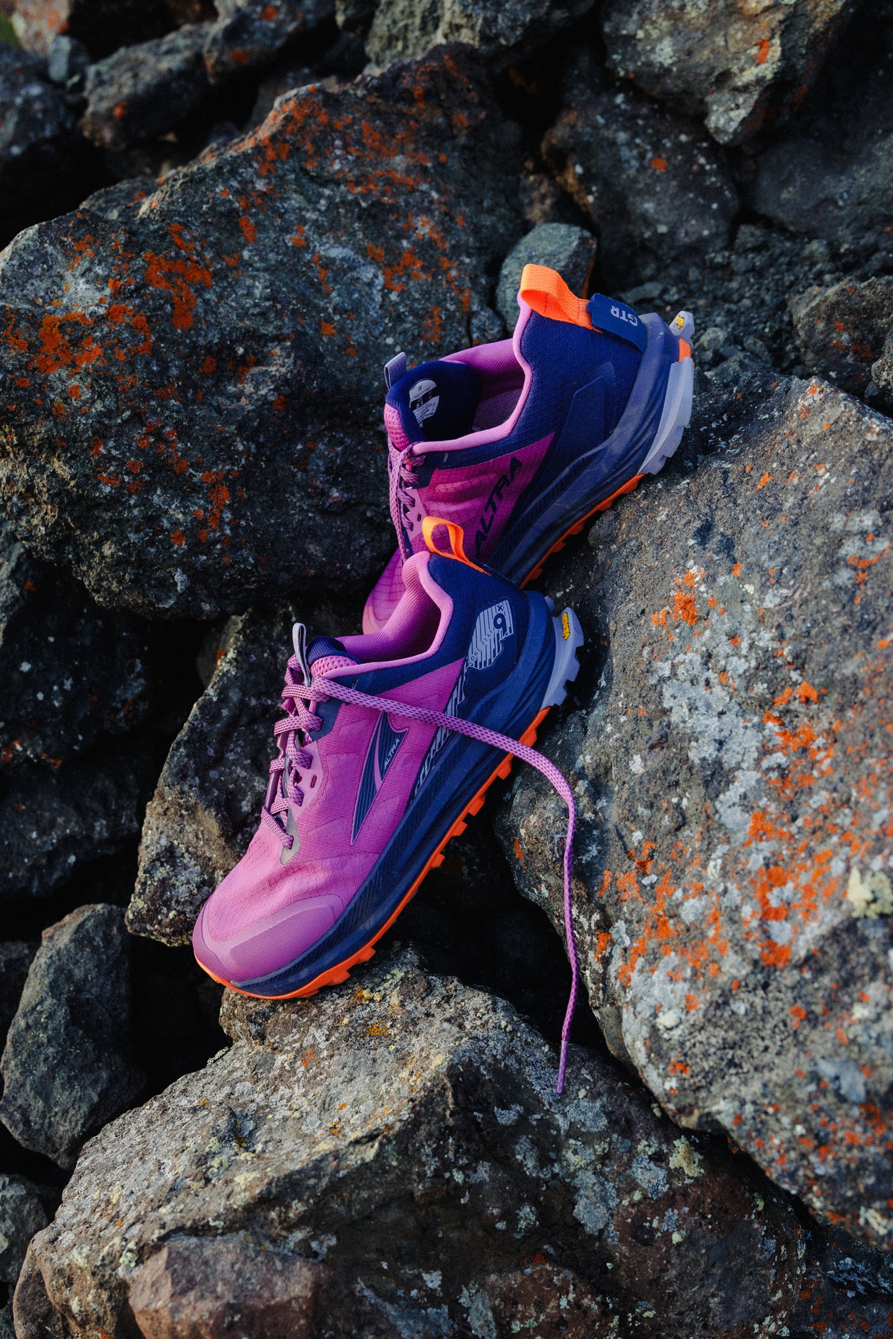 LONE PEAK 9+ – ALTRA Japan