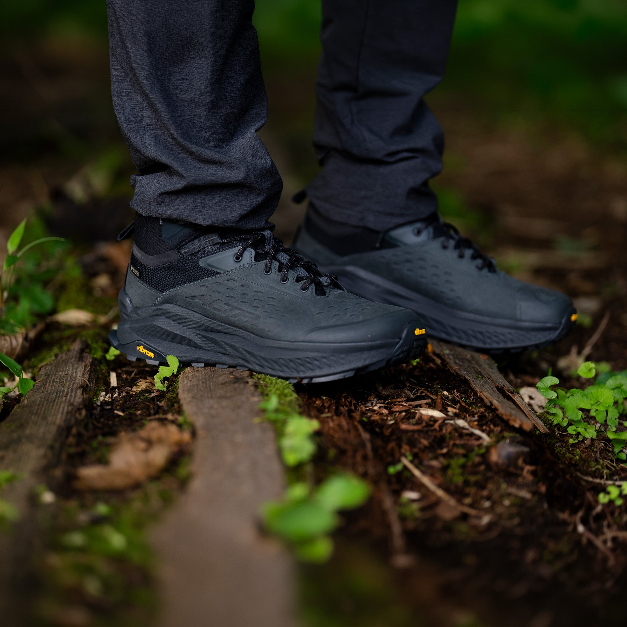 OLYMPUS 6 HIKE MID GTX – ALTRA Japan