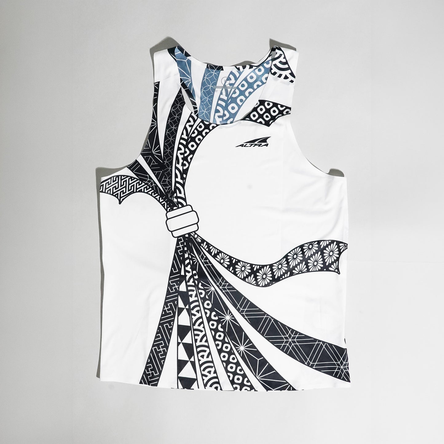 Sound Running Tokyo Altra Singlet