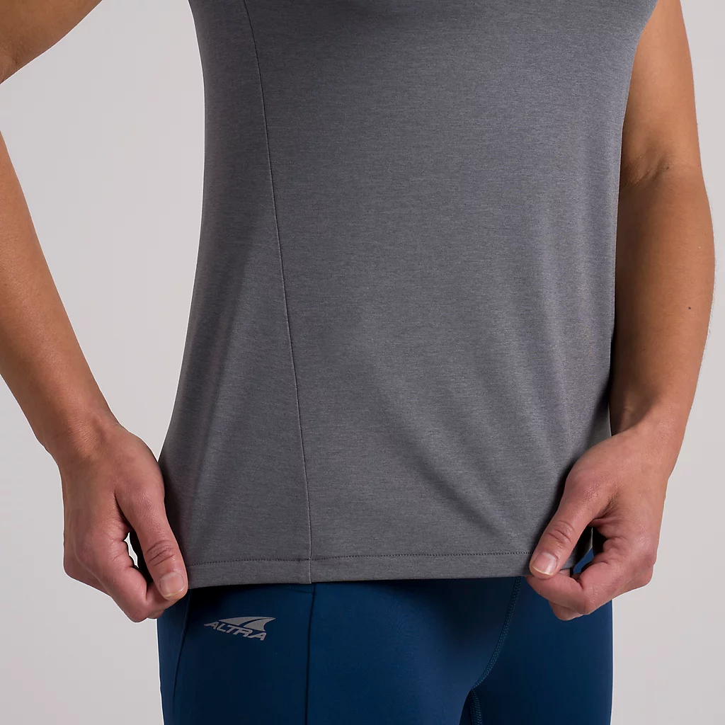 WOMEN'S CORE SHORT SLEEVE TEE